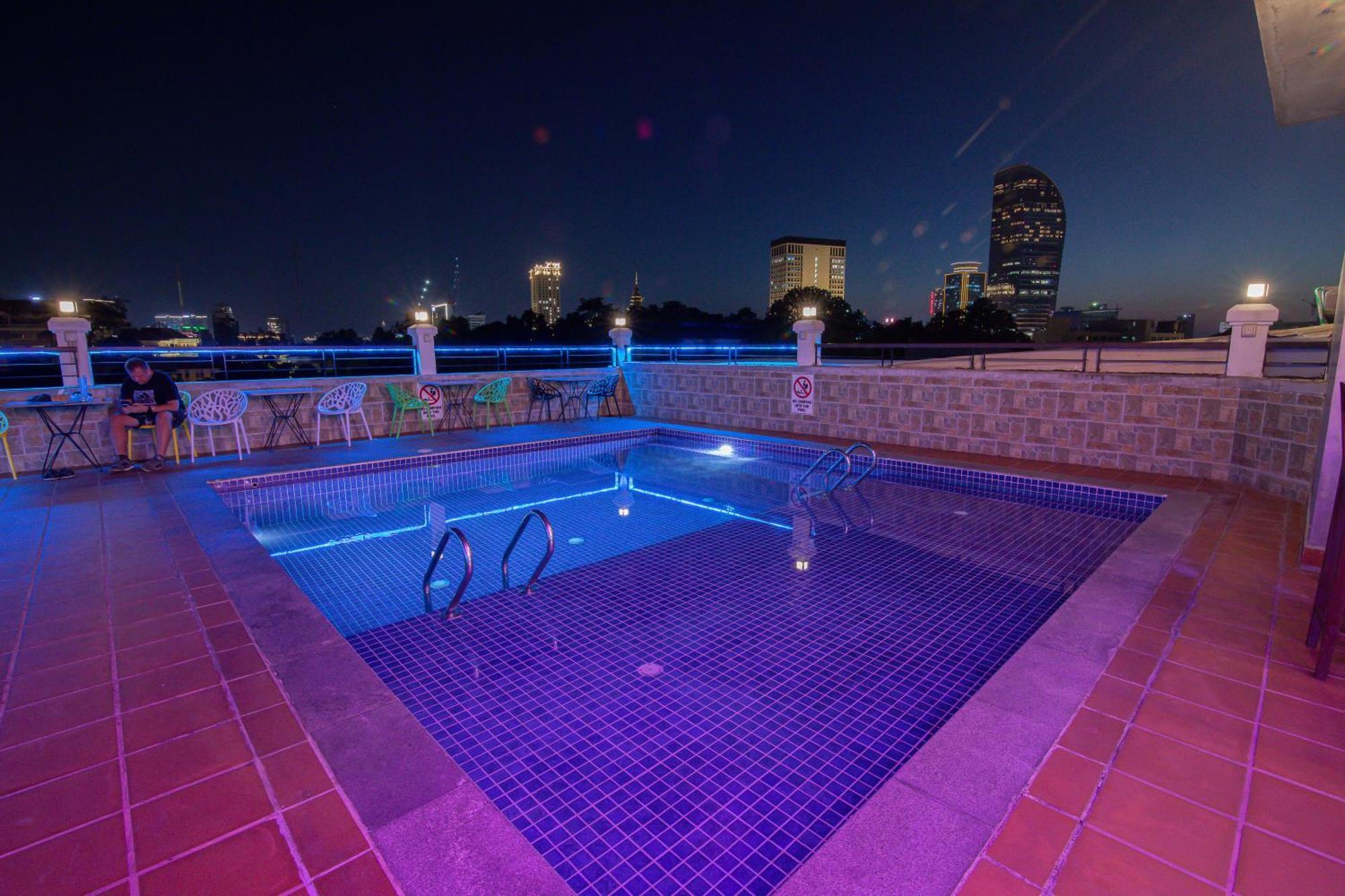 Pooltop פנום פן מראה חיצוני תמונה