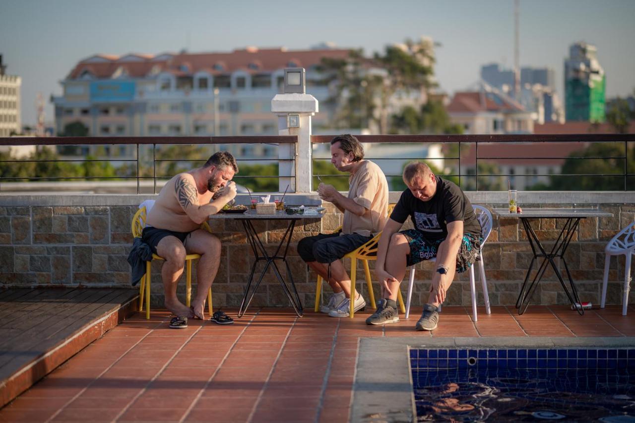 Pooltop פנום פן מראה חיצוני תמונה