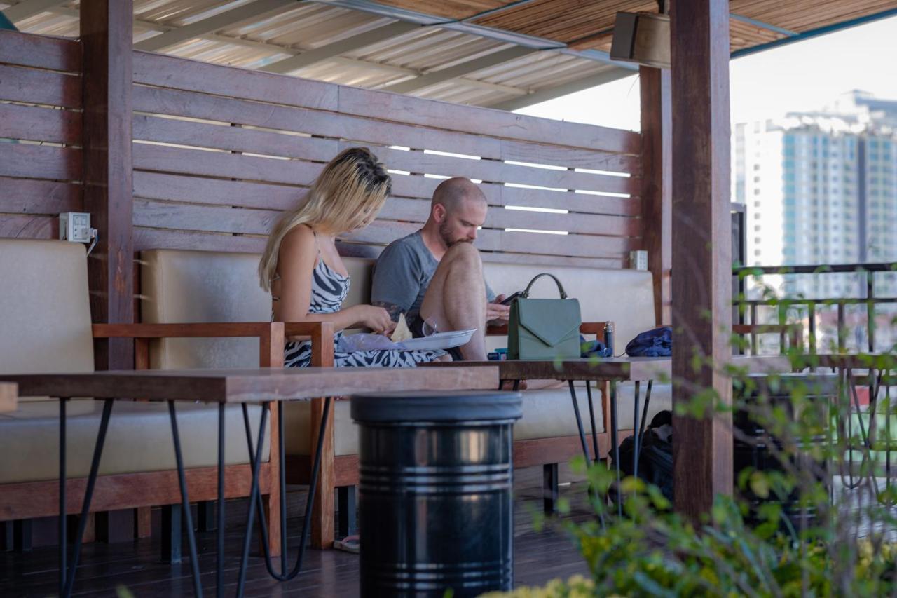 Pooltop פנום פן מראה חיצוני תמונה